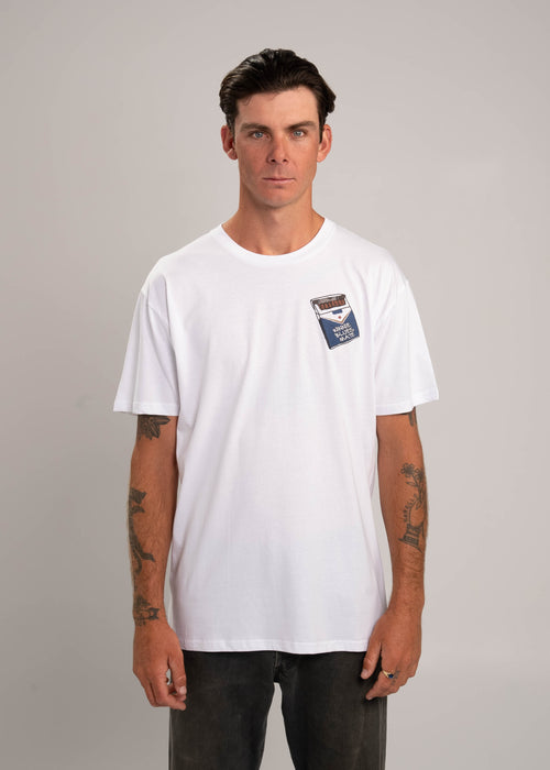 Dr.Moose Byron Bay Winnie Blues T-Shirt