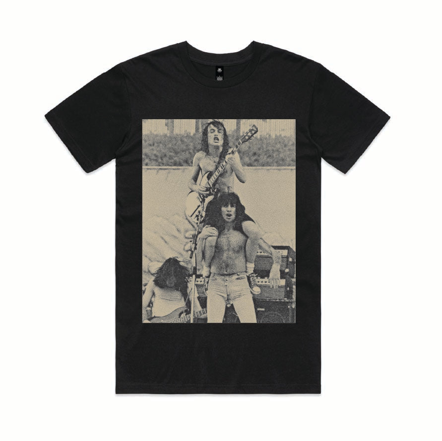 Dr.Moose T-Shirt Black / S ACCADACCA T-Shirt