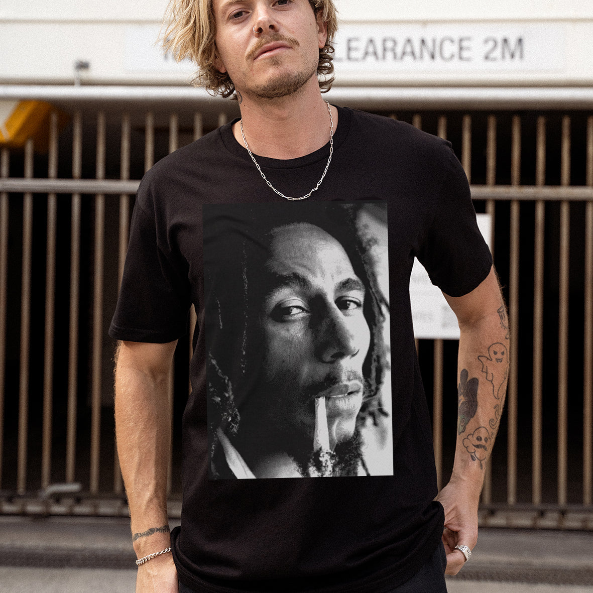 Dr.Moose T-Shirt Bob Toking T-Shirt