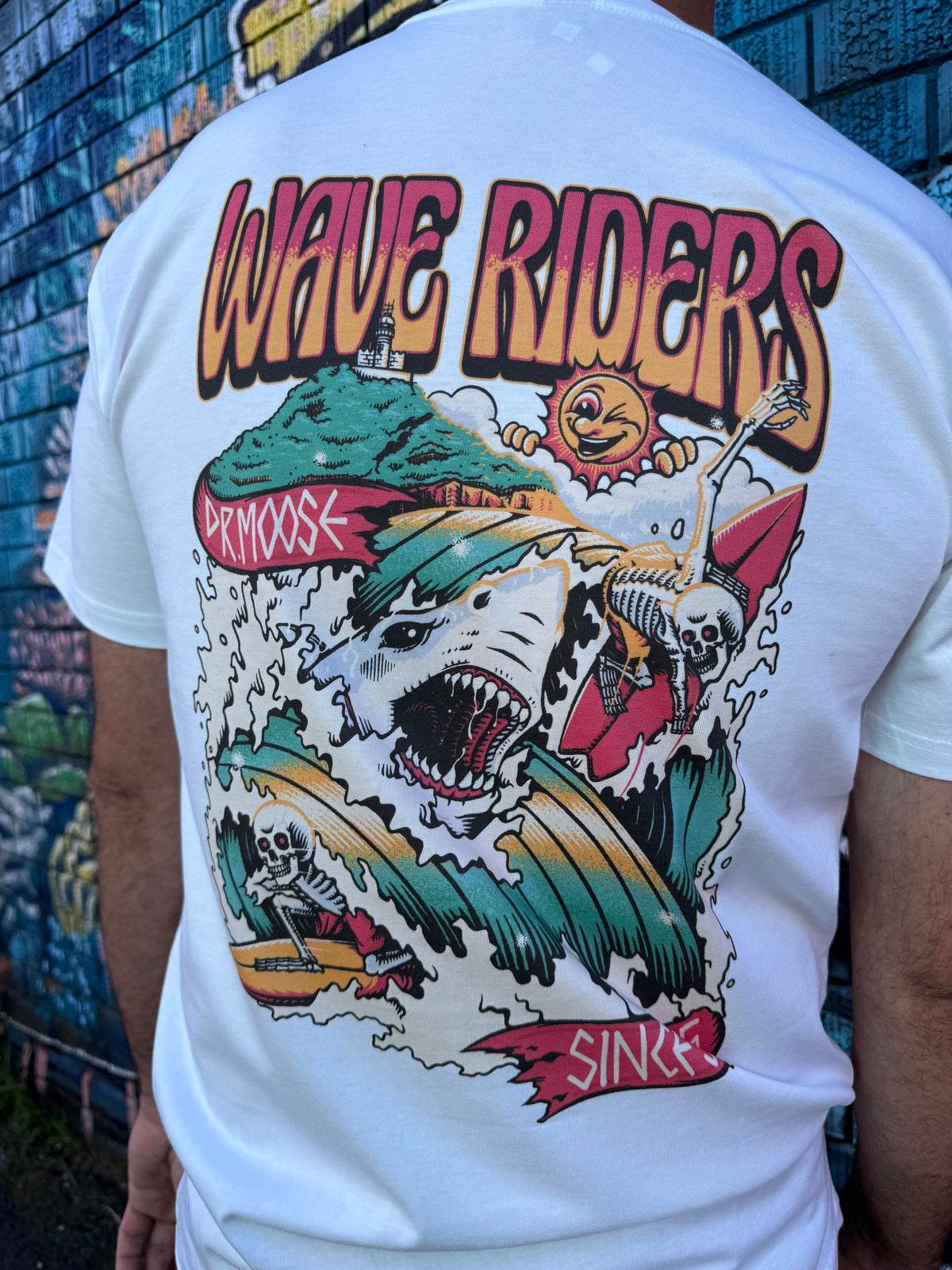 Dr.Moose T-Shirt Wave Riders T-Shirt