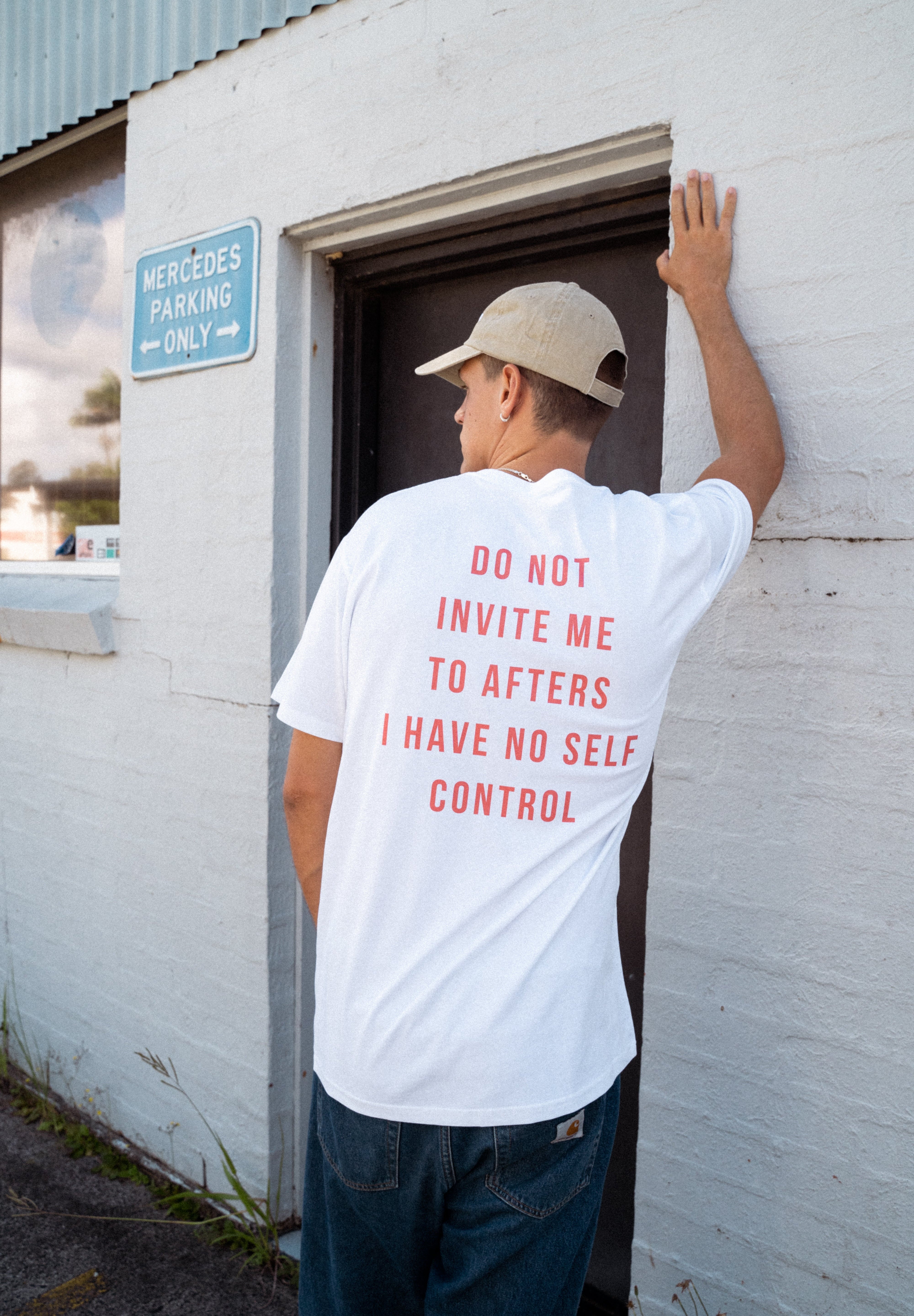 Dr.Moose T-Shirts White No Self Control Funny T-Shirt